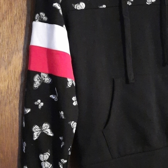 NB Conversational Hoodia NWT - Picture 3 of 7